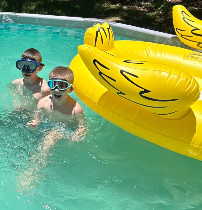 SplashyEyes Kids Goggles